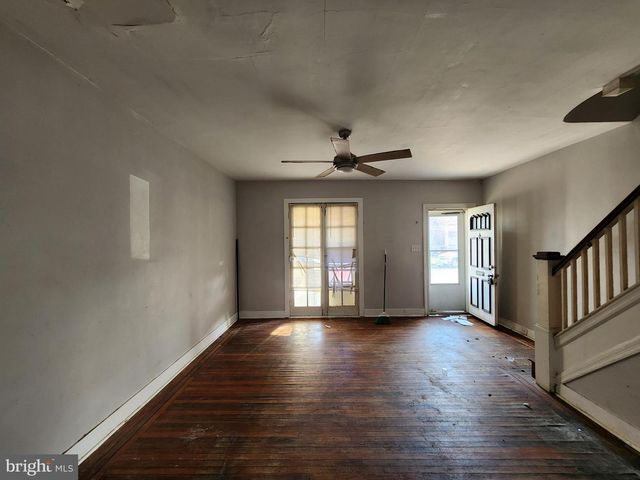 1115 BONAPARTE AVE, Baltimore, MD 21218