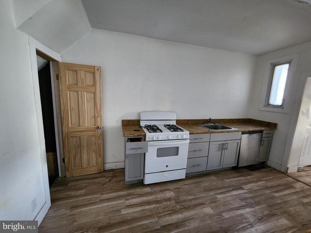 1115 BONAPARTE AVE, Baltimore, MD 21218