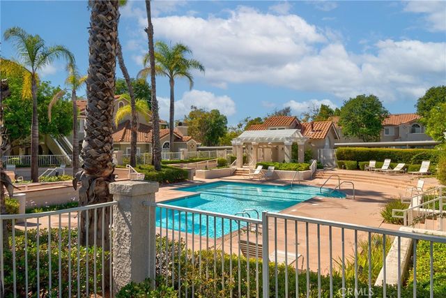 45 Via Prado, Rancho Santa Margarita, CA 92688