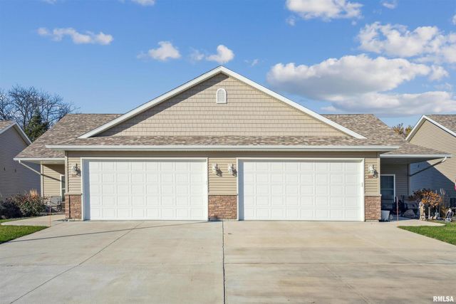 2406 13TH Street, Silvis, IL 61282