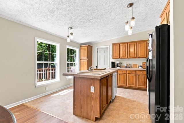 175 Riverfield Drive, Statesville, NC 28625