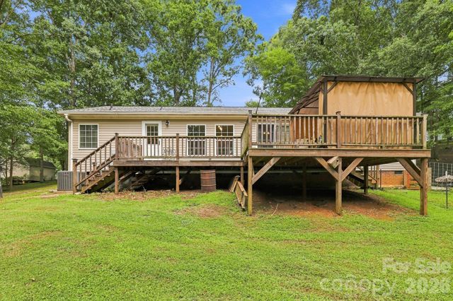 175 Riverfield Drive, Statesville, NC 28625