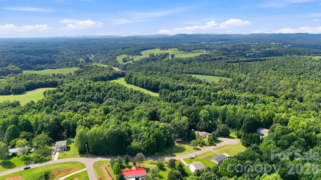 175 Riverfield Drive, Statesville, NC 28625