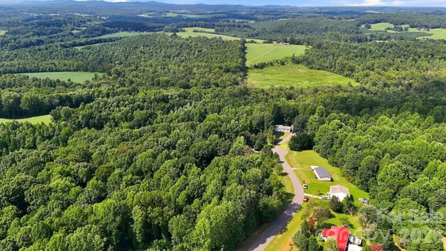 175 Riverfield Drive, Statesville, NC 28625