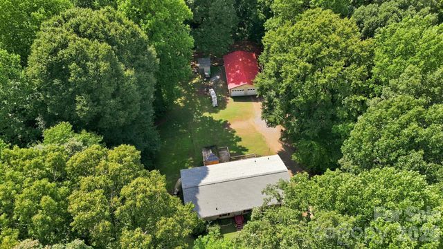175 Riverfield Drive, Statesville, NC 28625