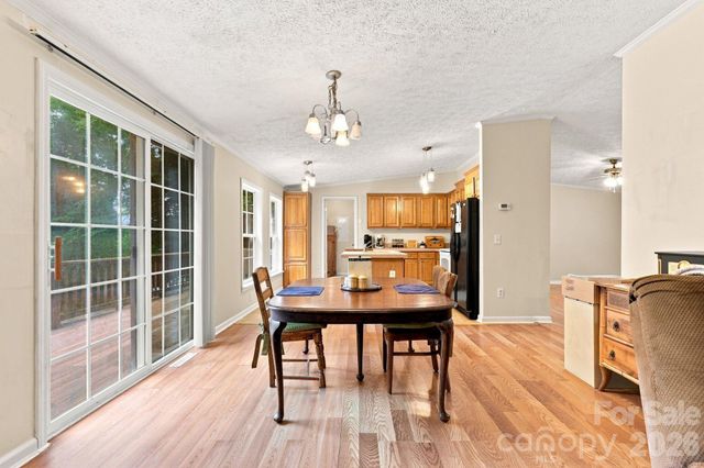 175 Riverfield Drive, Statesville, NC 28625