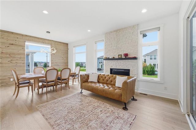 15620 Catalina Street, Overland Park, KS 66224