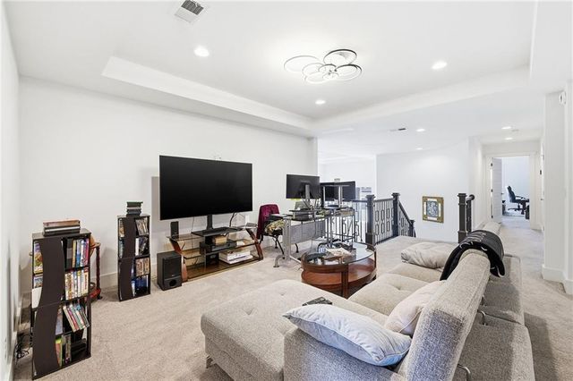 15620 Catalina Street, Overland Park, KS 66224