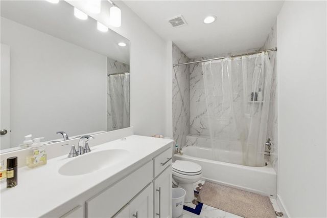 15620 Catalina Street, Overland Park, KS 66224