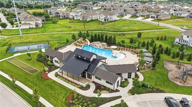 15620 Catalina Street, Overland Park, KS 66224