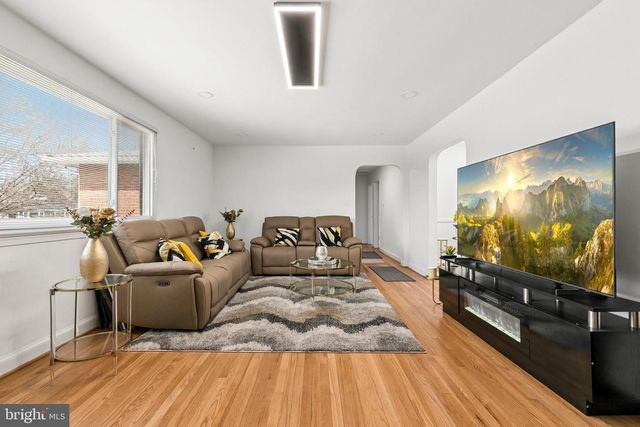 12829 BAKER DR, Silver Spring, MD 20904