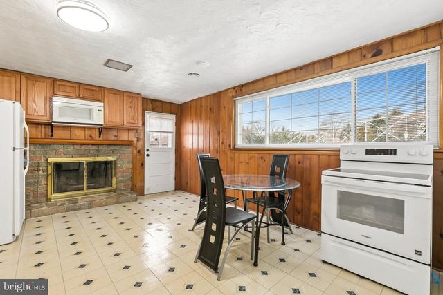 12829 BAKER DR, Silver Spring, MD 20904