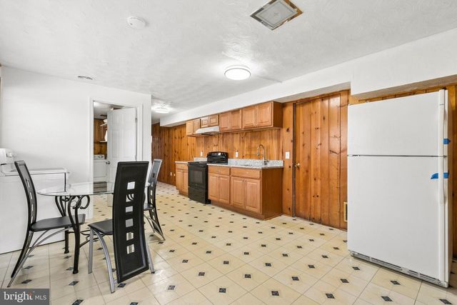 12829 BAKER DR, Silver Spring, MD 20904