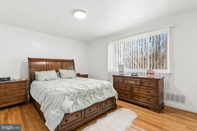 12829 BAKER DR, Silver Spring, MD 20904