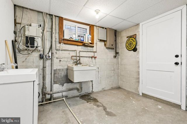 12829 BAKER DR, Silver Spring, MD 20904