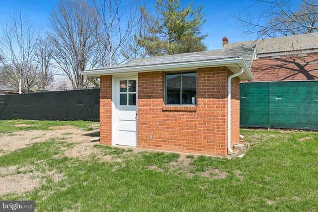 12829 BAKER DR, Silver Spring, MD 20904