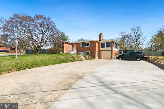 12829 BAKER DR, Silver Spring, MD 20904