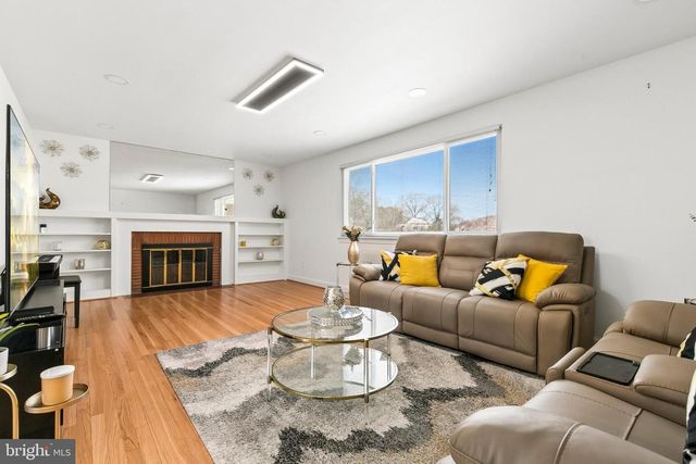 12829 BAKER DR, Silver Spring, MD 20904