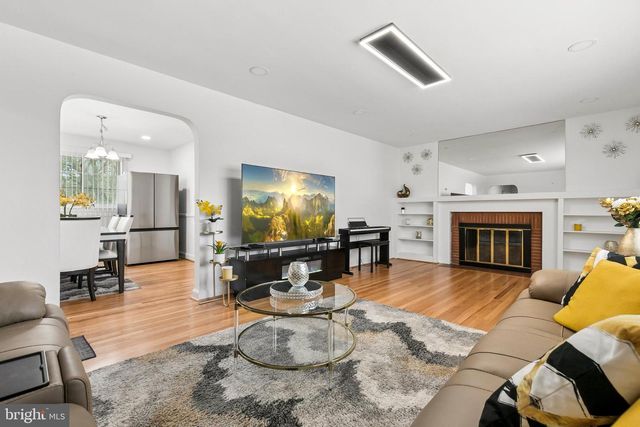 12829 BAKER DR, Silver Spring, MD 20904