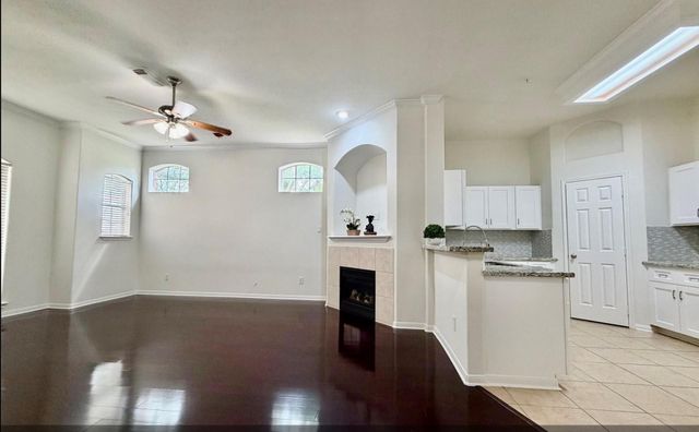 2710 Grants Lake Boulevard K2, Sugar Land, TX 77479