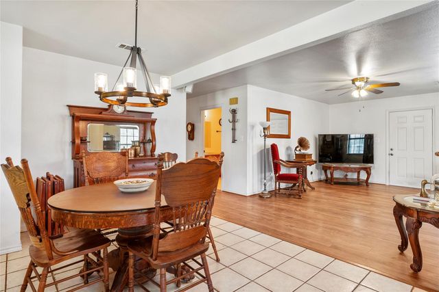 491 Herron TRL, Mcdade, TX 78650