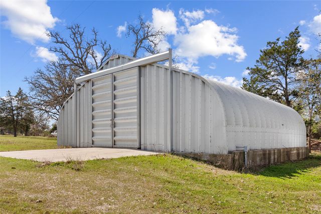 491 Herron TRL, Mcdade, TX 78650