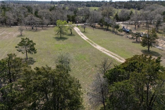491 Herron TRL, Mcdade, TX 78650