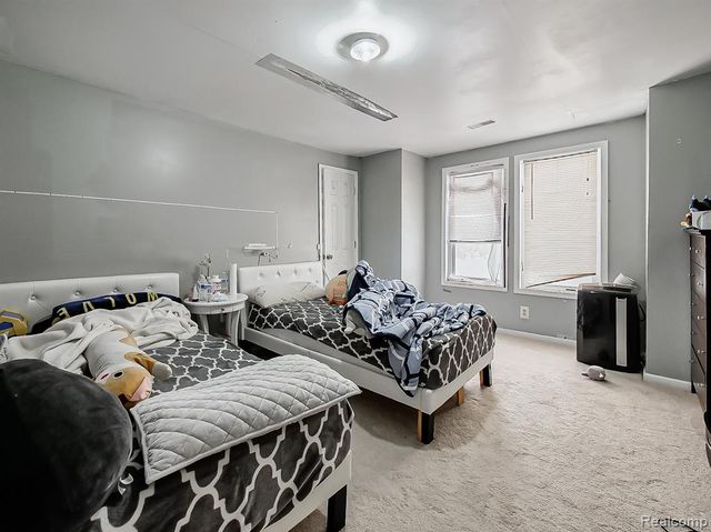 3950 Burton Street, Inkster, MI 48141