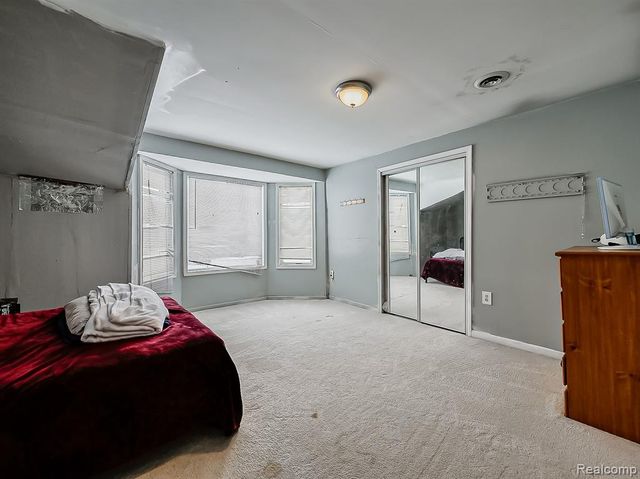 3950 Burton Street, Inkster, MI 48141