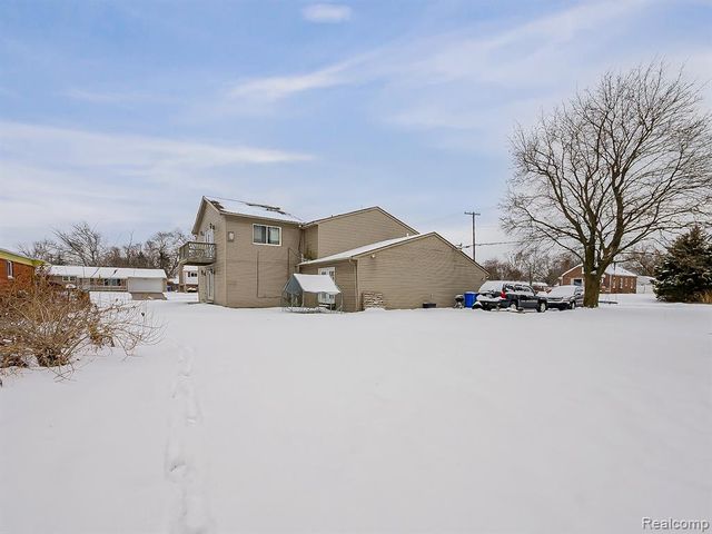 3950 Burton Street, Inkster, MI 48141