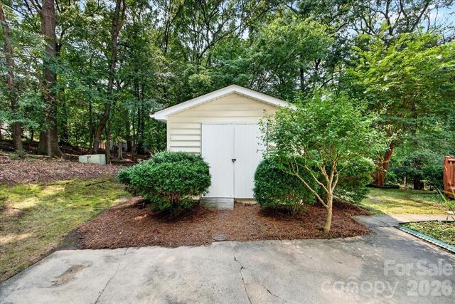 2703 Bremer Court, Charlotte, NC 28210