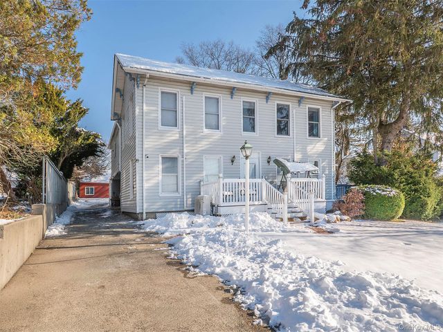 12 Rams Hill Road upper, Glenwood Landing, NY 11547