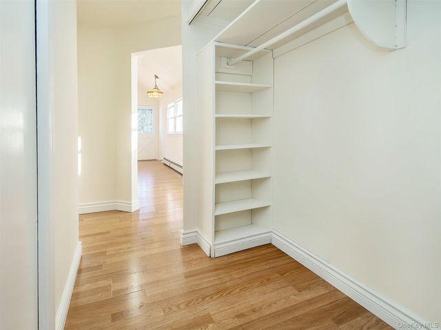 12 Rams Hill Road upper, Glenwood Landing, NY 11547