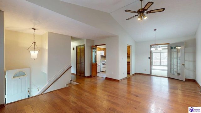 354 Boone Trace, Radcliff, KY 40160