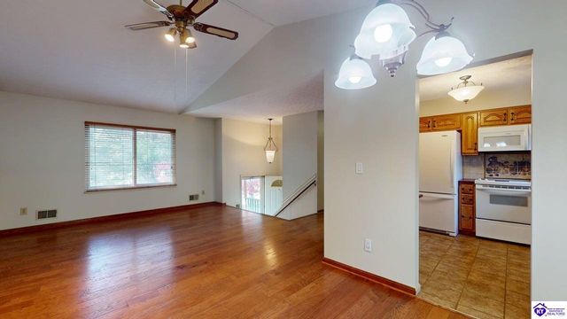 354 Boone Trace, Radcliff, KY 40160