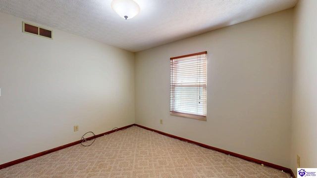 354 Boone Trace, Radcliff, KY 40160