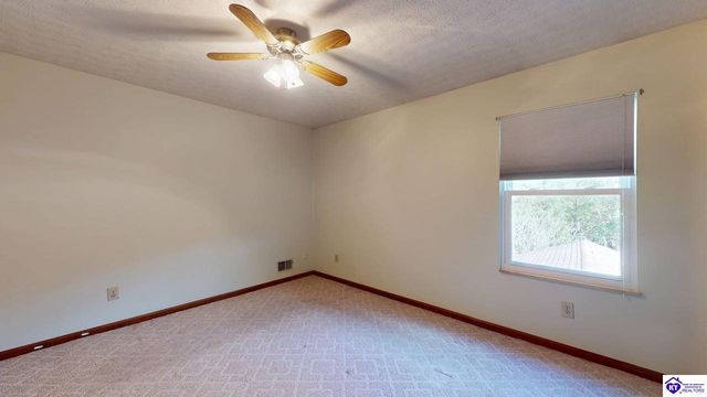 354 Boone Trace, Radcliff, KY 40160