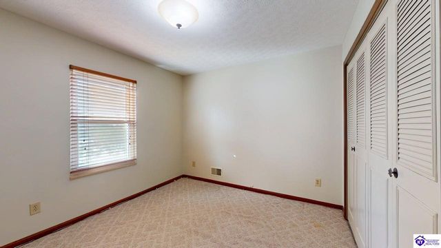 354 Boone Trace, Radcliff, KY 40160