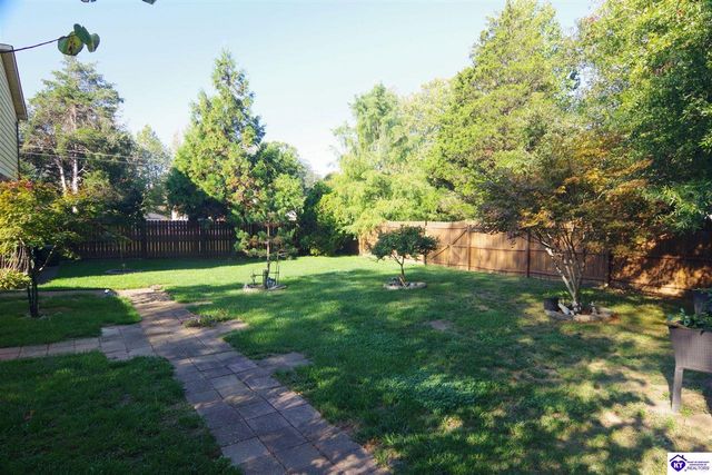 354 Boone Trace, Radcliff, KY 40160