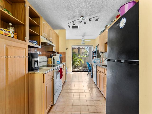 2621 N Carambola Cir N 1707, Coconut Creek, FL 33066