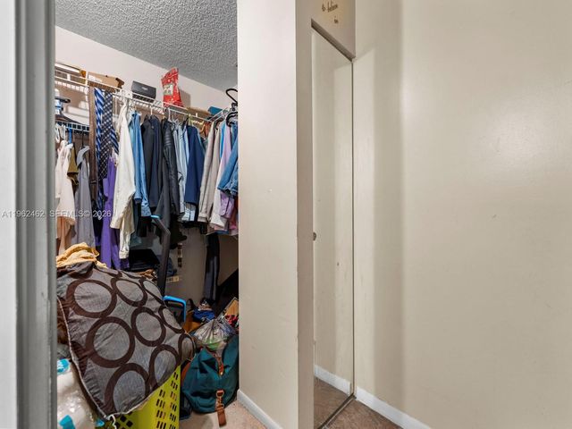 2621 N Carambola Cir N 1707, Coconut Creek, FL 33066