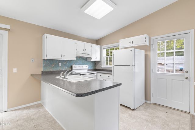 5804 Caledonia Street, Raleigh, NC 27609