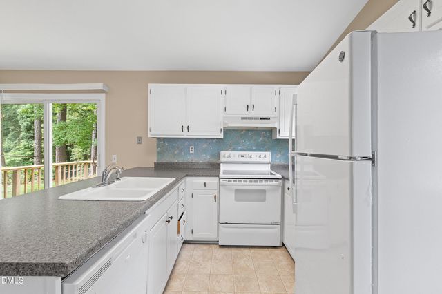 5804 Caledonia Street, Raleigh, NC 27609