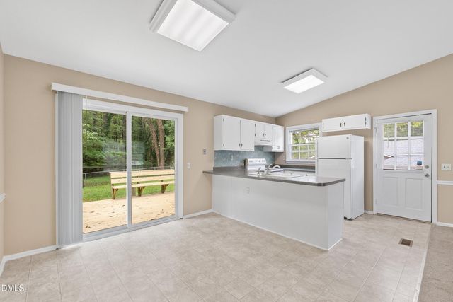 5804 Caledonia Street, Raleigh, NC 27609