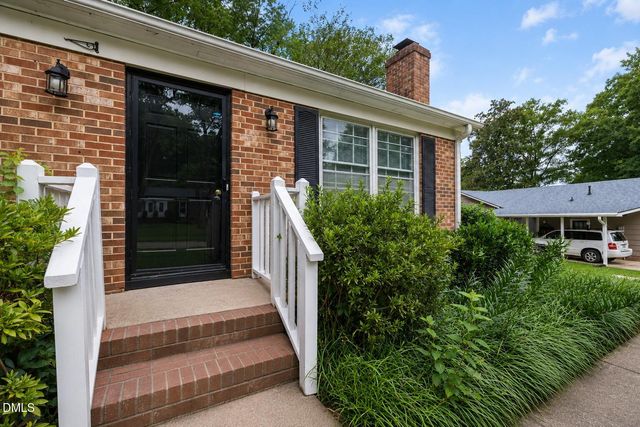 5804 Caledonia Street, Raleigh, NC 27609
