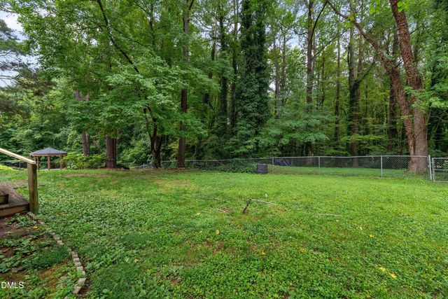 5804 Caledonia Street, Raleigh, NC 27609
