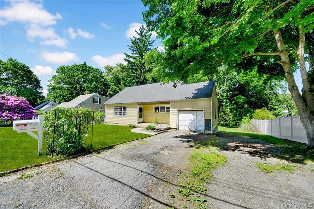 66 Cordwood Road, Cortlandt Manor, NY 10567