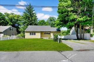 66 Cordwood Road, Cortlandt Manor, NY 10567