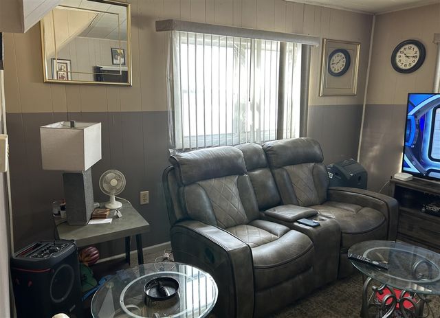 403 Walnut Street, Dowagiac, MI 49047