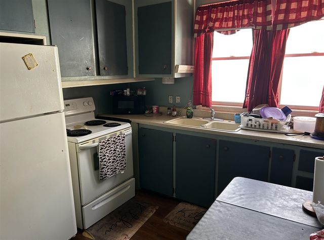 403 Walnut Street, Dowagiac, MI 49047